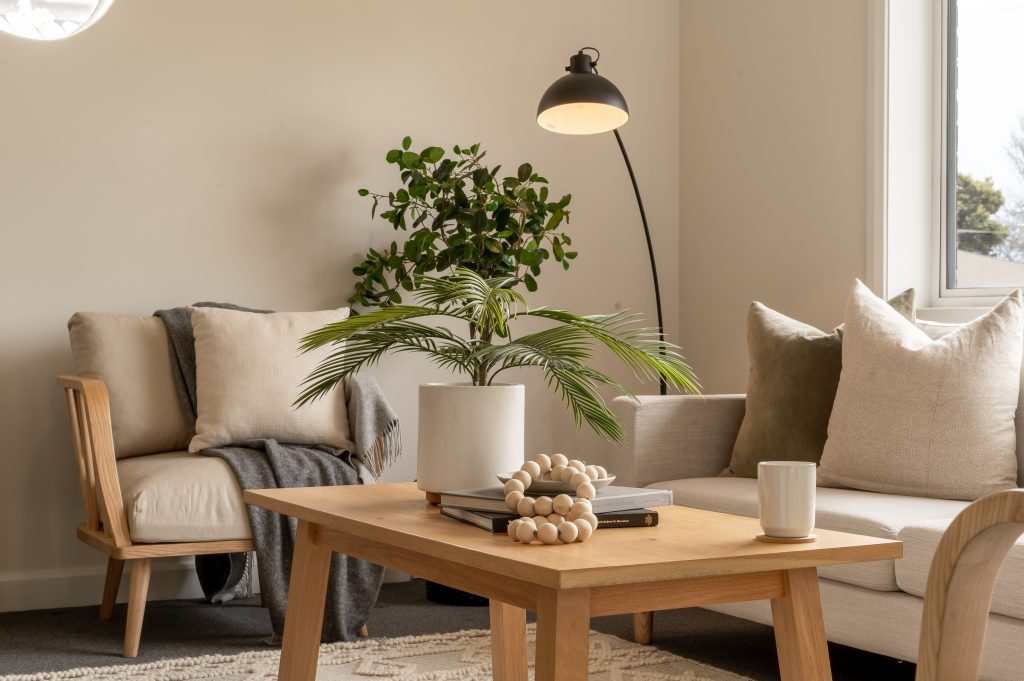 4one4 Property Co | Selling in spring | Steps to sell your home easier this spring